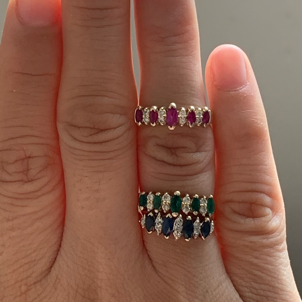 14k Sapphire and Diamond ring - Picture 4 of 16